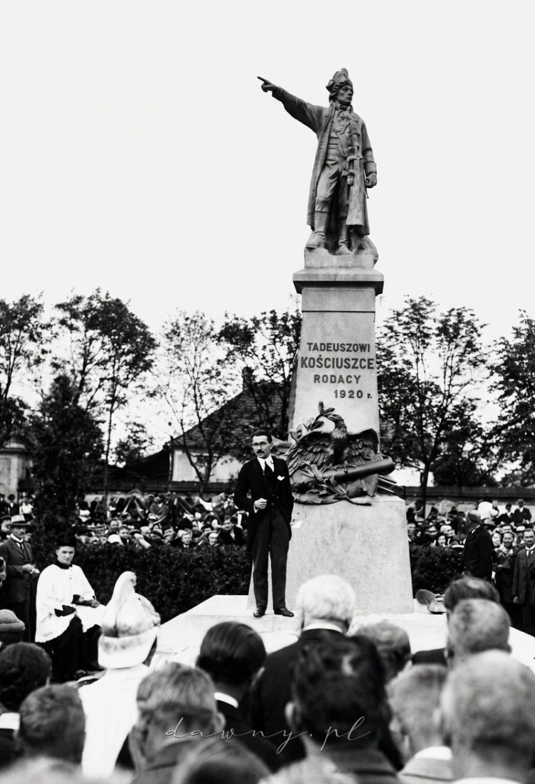 Rekonstrukcja cyfrowa fotografii prasowej z 9 maja 1920 roku