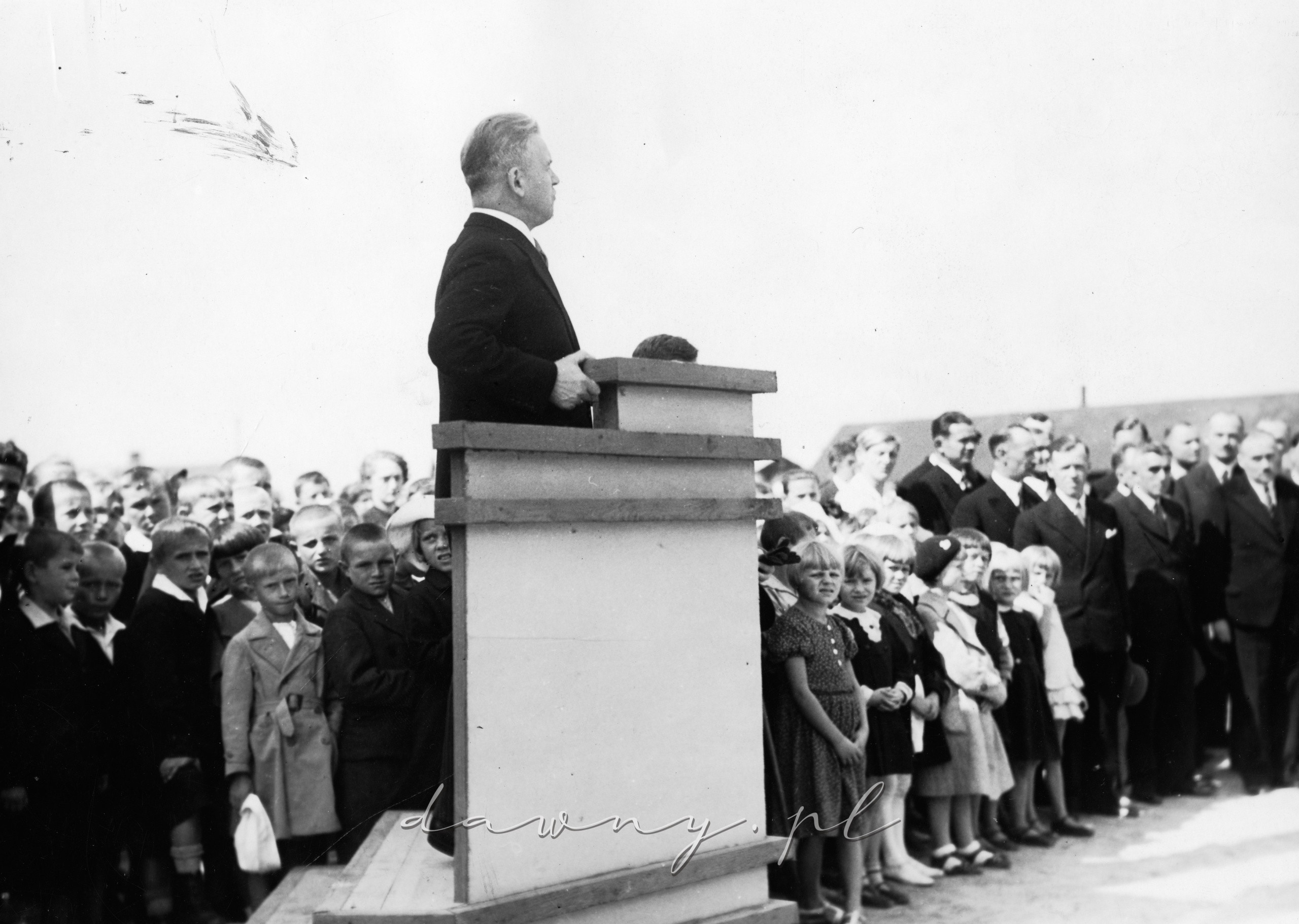 Przemówienie ministra komunikacji Juliusza Ulrycha podczas uroczystości otwarcia na stacji Tłuszcz, 22 sierpnia 1936