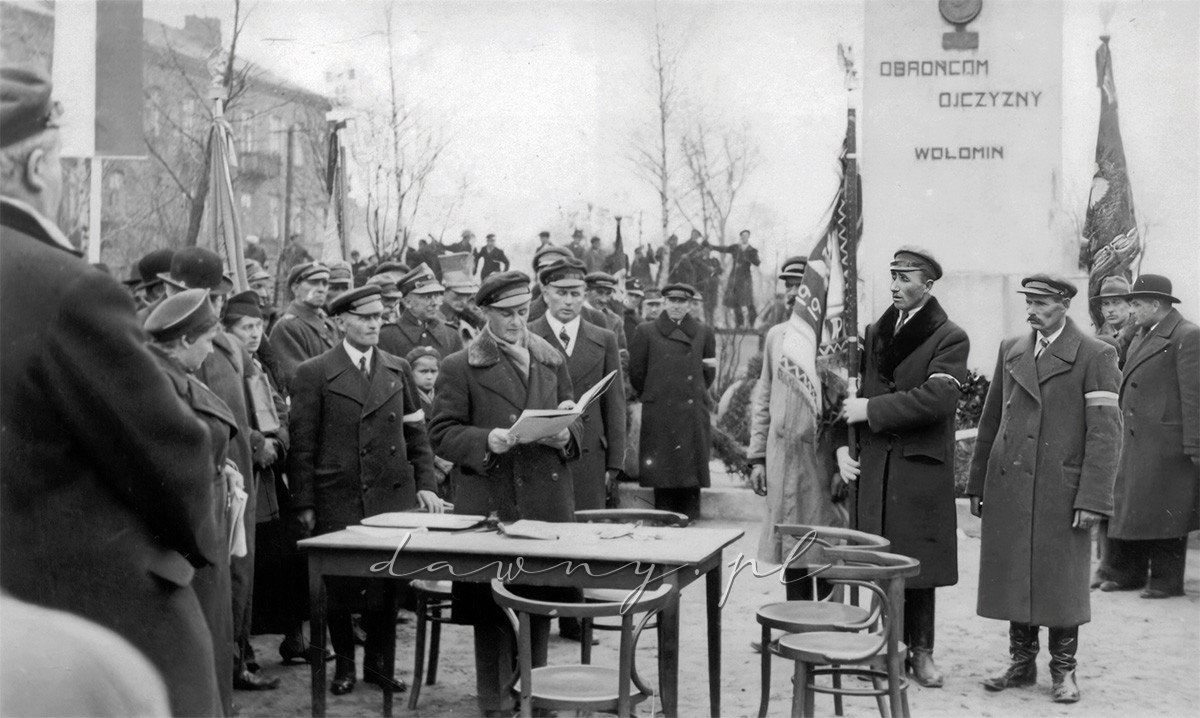 Poświęcenie sztandaru POW. Wołomin, 7 listopada 1937