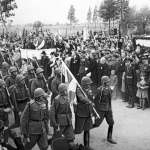 Generał Mieczysław Trojanowski przyjmuje defiladę - Ossów, 4 czerwca 1939