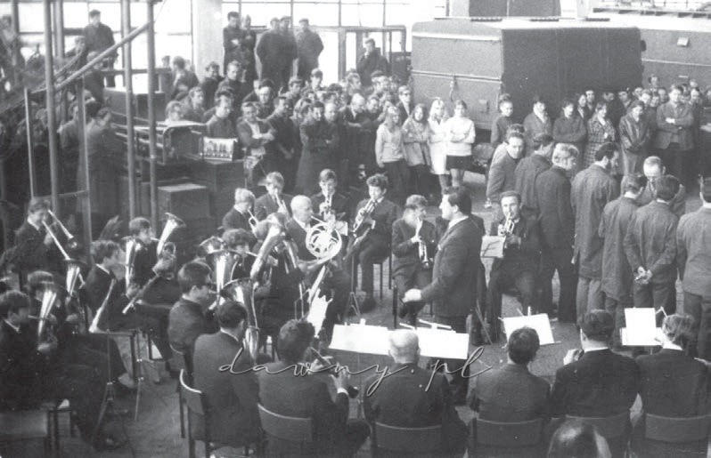 Koncert w Zielonce w wojskowych Zakładach Zbrojeniowych 1971r.