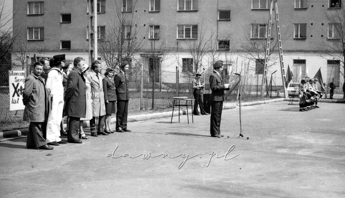 Uroczystości z okazji dziesięciu lat istnienia Słonecznego Szczepu (Wołomin, 1976)
