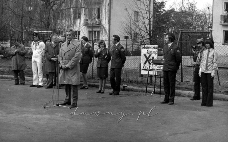 Uroczystości z okazji dziesięciu lat istnienia Słonecznego Szczepu (Wołomin, 1976)