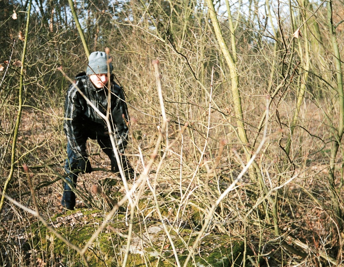 Ręczaje Nowe. Odczytanie napisów na płytach.