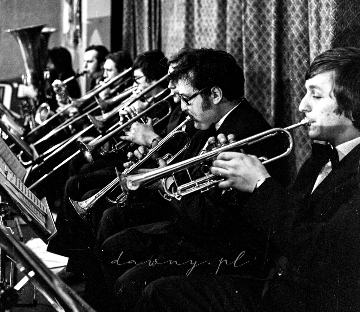 Rok 1979 - próba orkiestry dętej w ZDK Szklarynka w Wołominie. Fot. Bolesław Szulim.