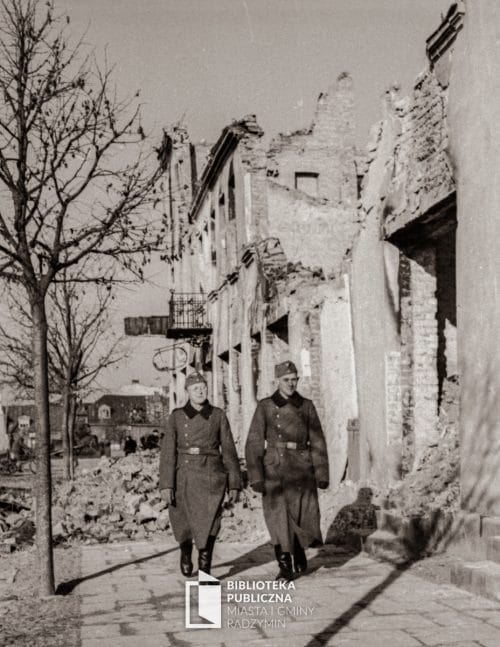 Radzymin w okresie okupacji. Fotografia ze zbiorów Biblioteki Publicznej Miasta i Gminy Radzymin