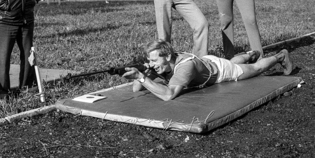 24 września 1977 roku. II Spartakiada Zakładowa Huty Szkła w Wołominie. Fot. Bolesław Szulim.