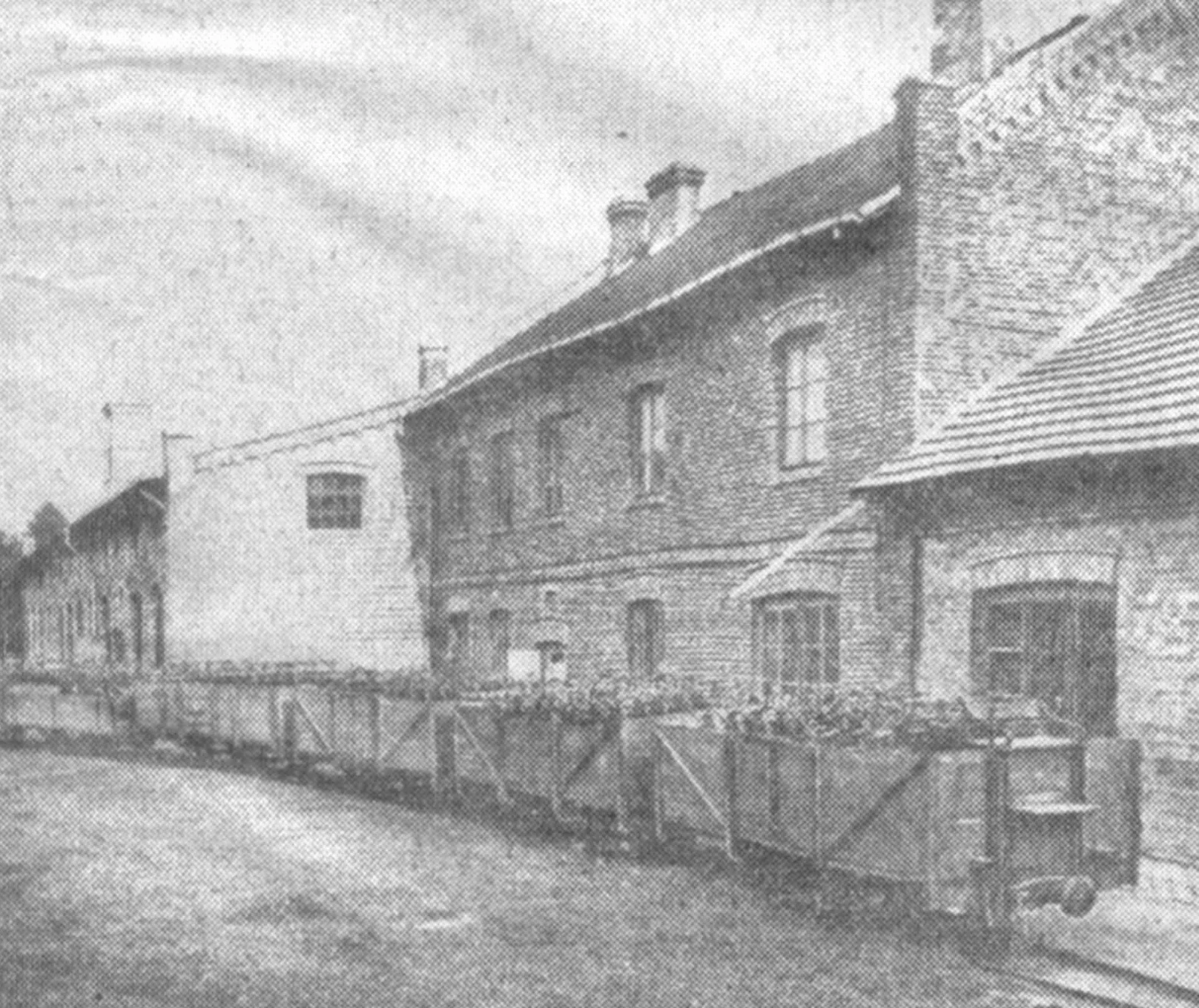 Budynki fabryki rowerów Ormonde w Strudze, rok 1929.