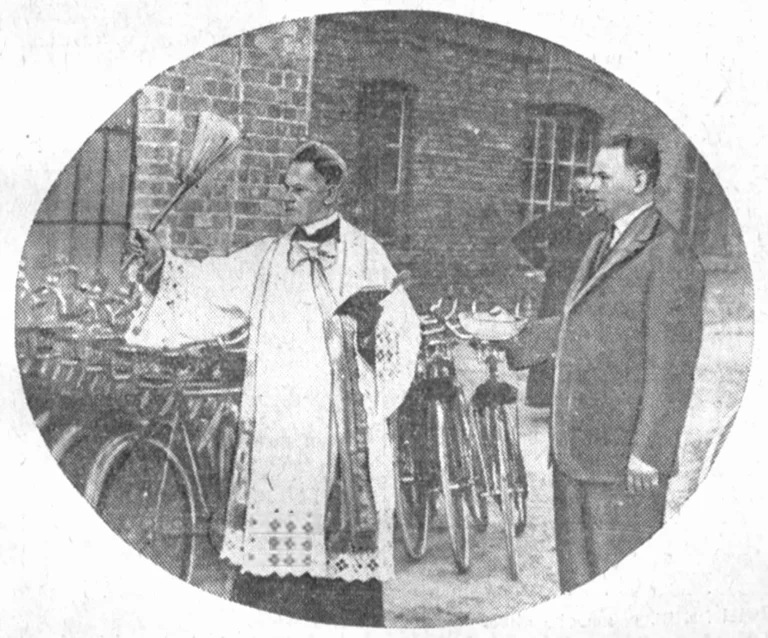 Poświęcenie fabryki rowerów Ormonde, rok 1929, Struga.