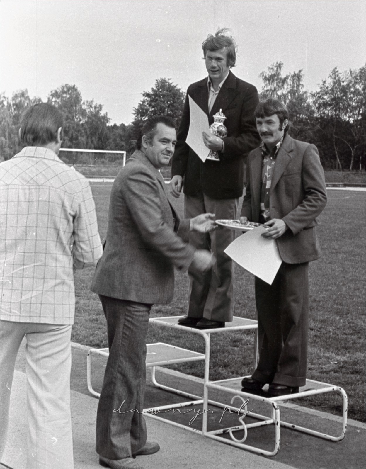4-5 września 1976 roku. I Spartakiada Pracowników Przemysłu Szklarskiego i Ceramicznego, AWF Warszawa. Fot. Bolesław Szulim.
