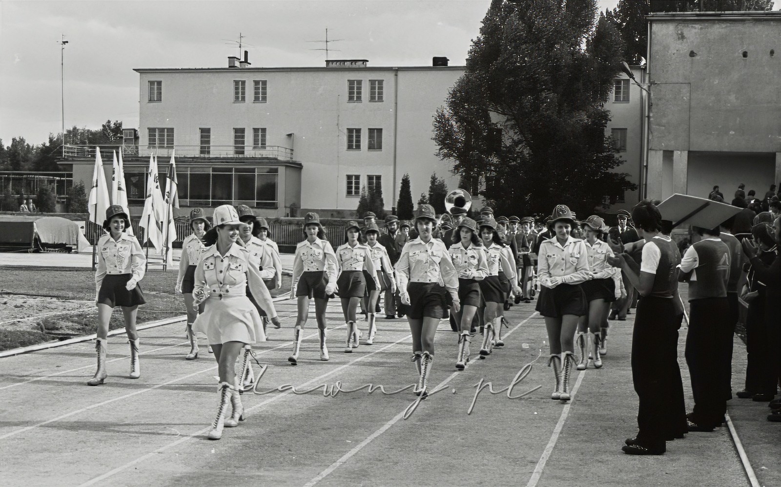 4-5 września 1976 roku. I Spartakiada Pracowników Przemysłu Szklarskiego i Ceramicznego, AWF Warszawa. Fot. Bolesław Szulim.