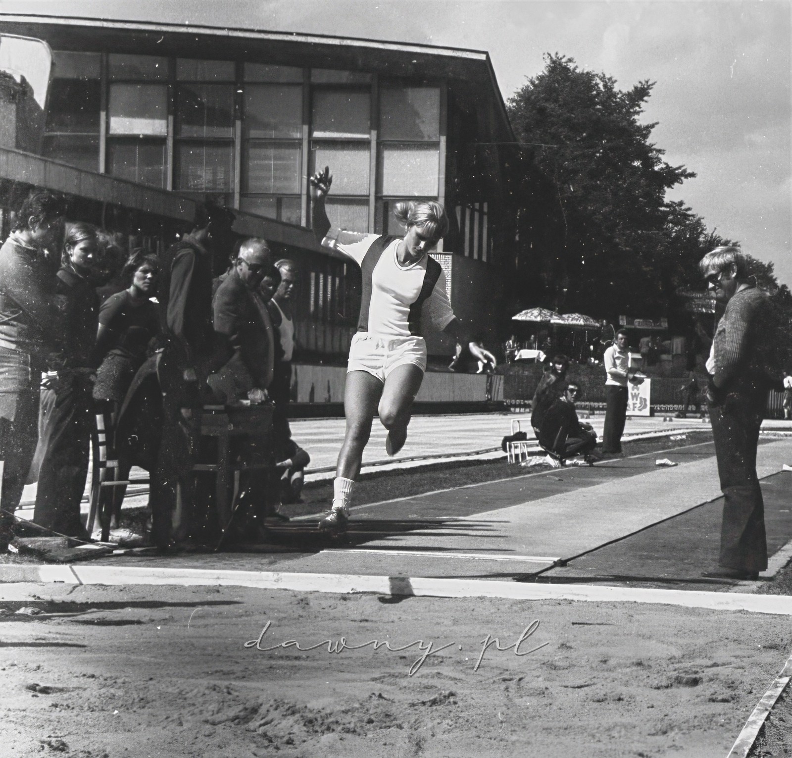 4-5 września 1976 roku. I Spartakiada Pracowników Przemysłu Szklarskiego i Ceramicznego, AWF Warszawa. Fot. Bolesław Szulim.