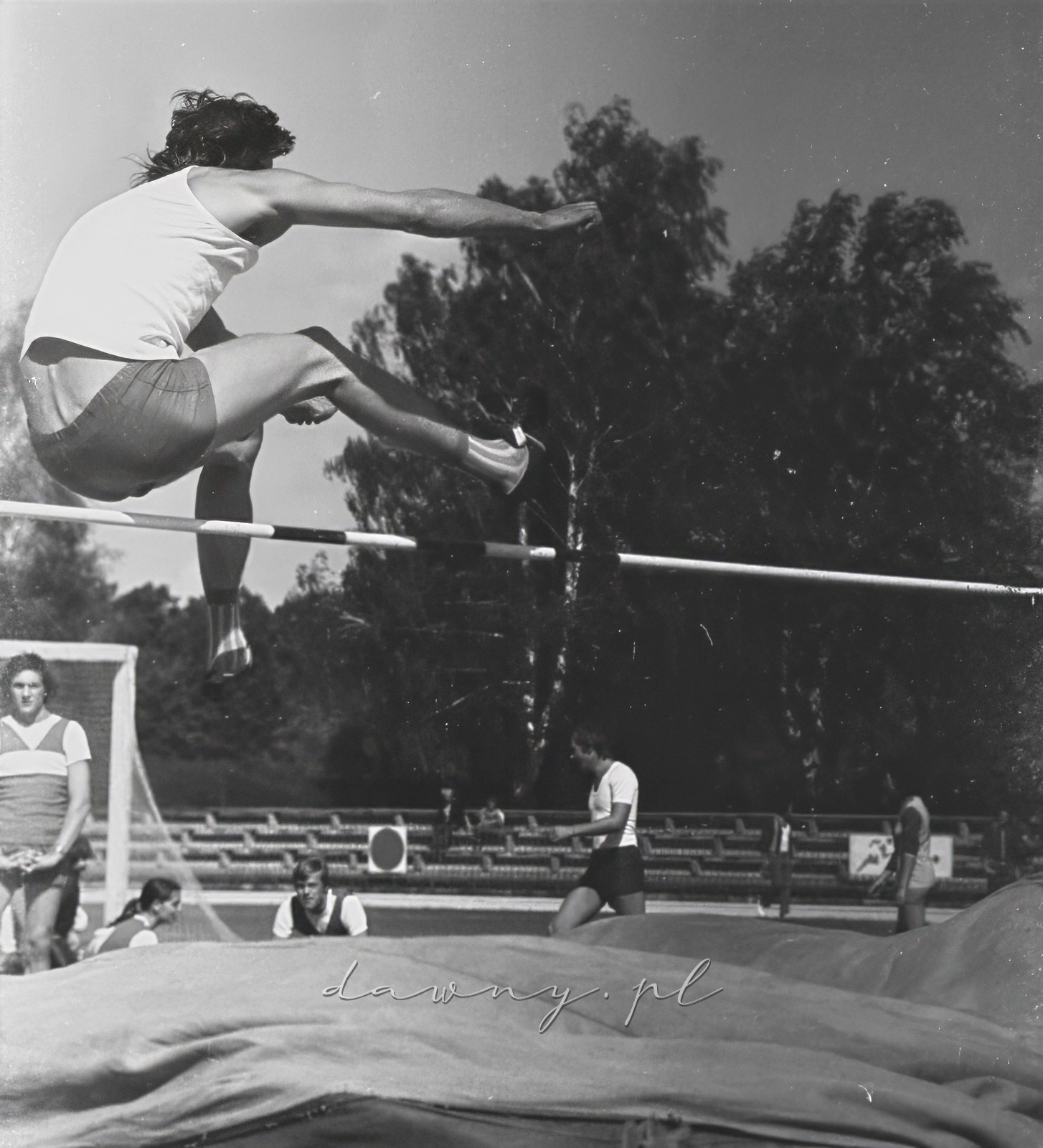 4-5 września 1976 roku. I Spartakiada Pracowników Przemysłu Szklarskiego i Ceramicznego, AWF Warszawa. Fot. Bolesław Szulim.