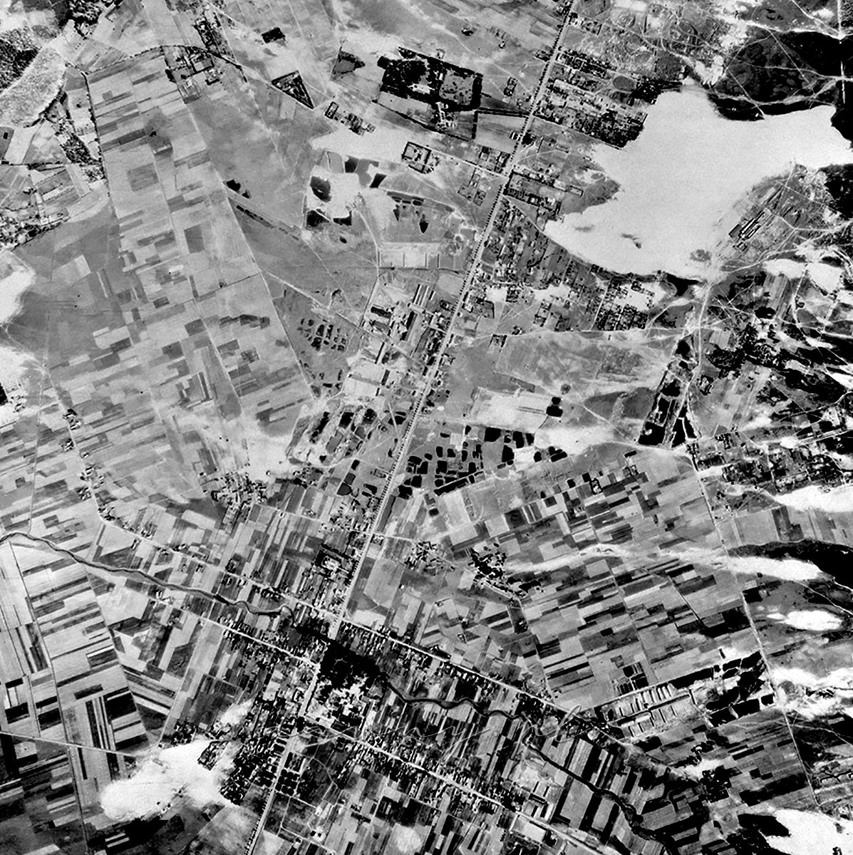 Pustelnik na fotografii lotniczej z 27 lipca 1944 roku.