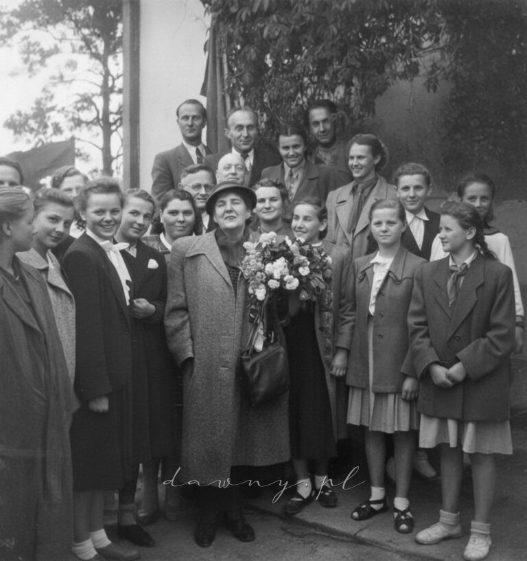 Zofia Nałkowska w Wołominie. 28 czerwca 1952.